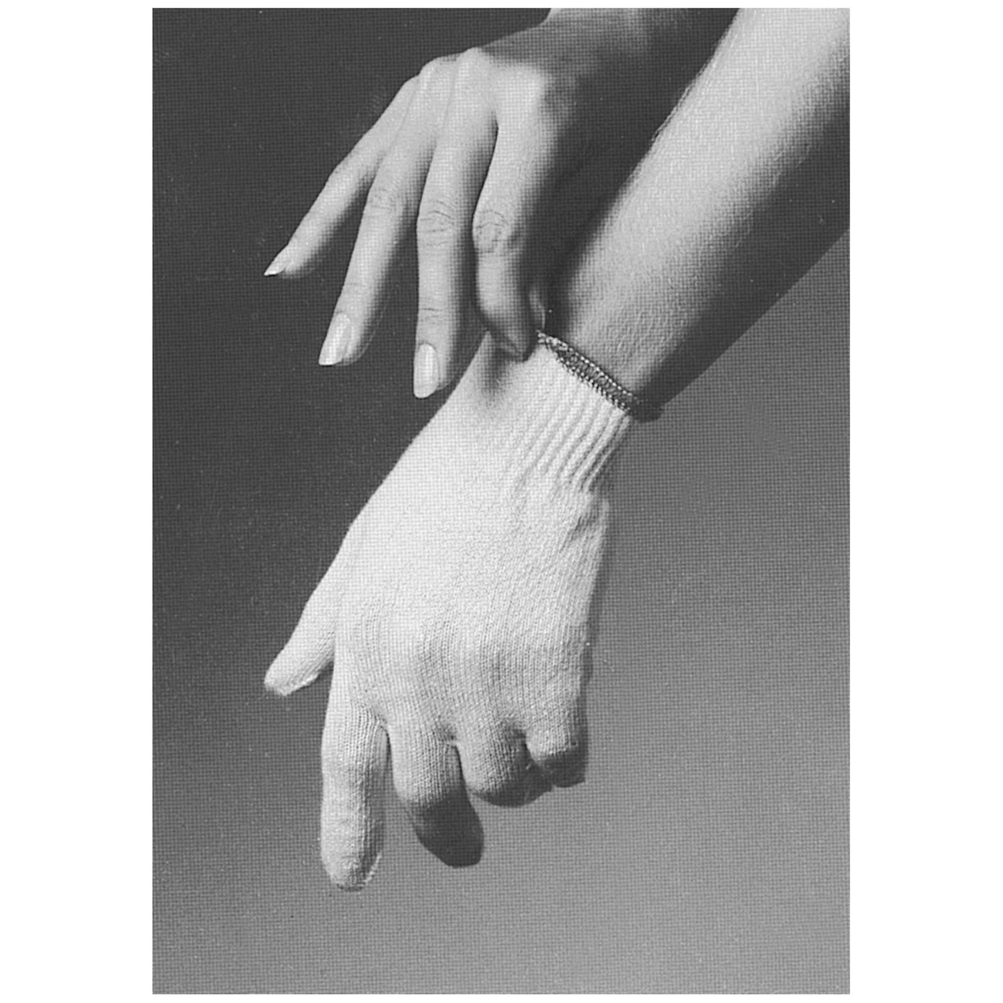 ALBA CAREGLOVE LINERS, 12 pairs per box, 12 boxes per case