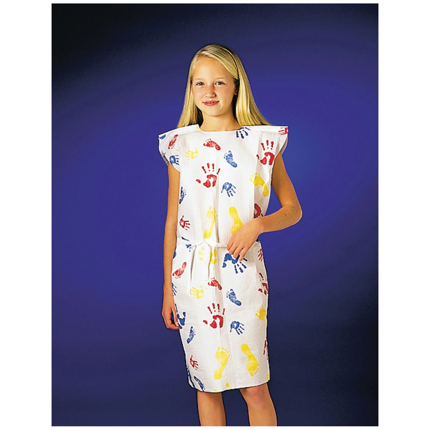 GRAHAM MEDICAL QUALITY PEDIATRIC EXAMINATION GOWNS, 50 per case
