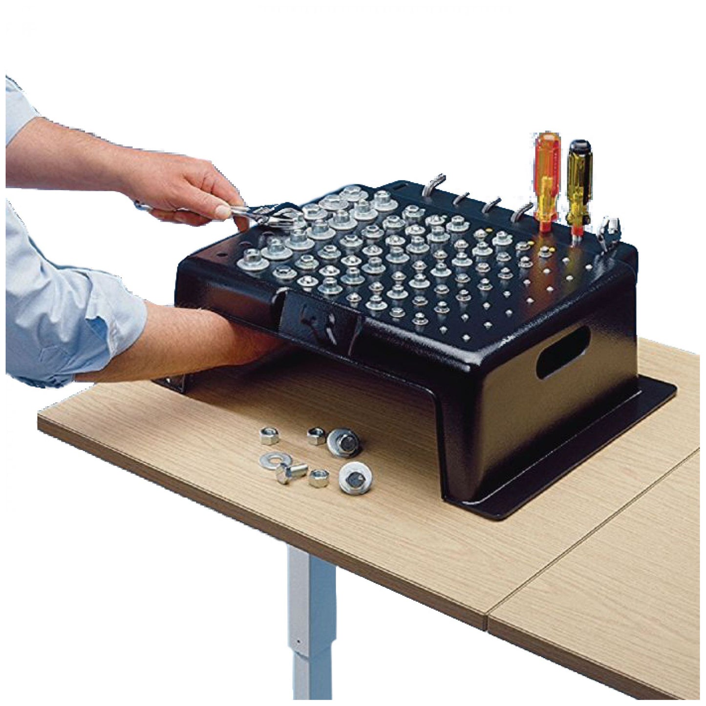 PERFORMANCE HEALTH ROLYAN WORK BENCH
