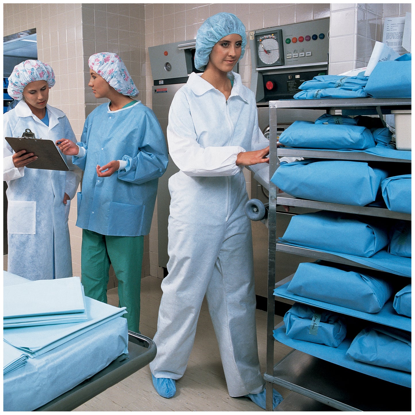 HALYARD PROTECTIVE COVERALL, 24 per case