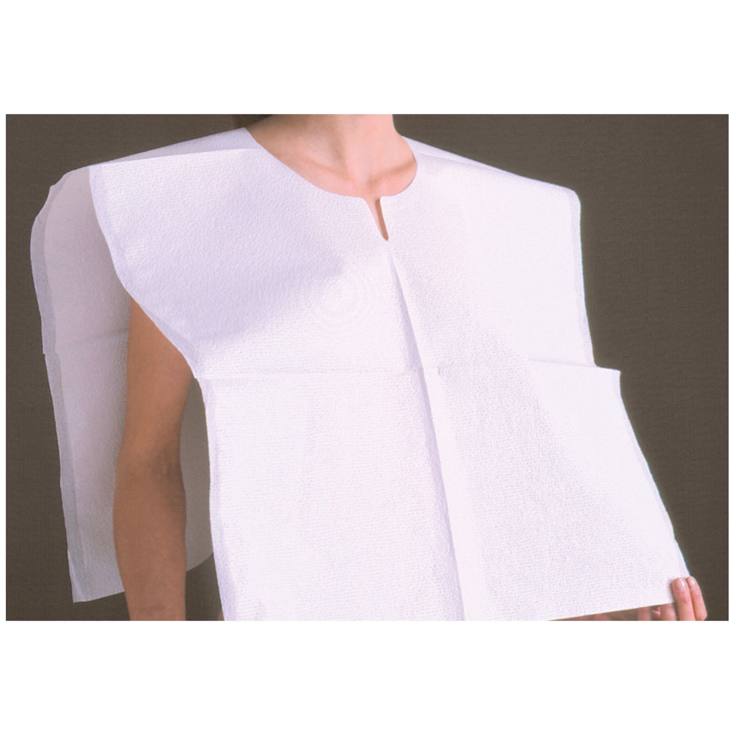 TIDI TISSUE POLY TISSUE PATIENT CAPE, 200 per case