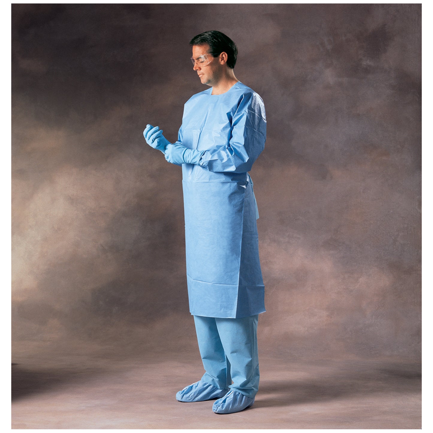 HALYARD IMPERVIOUS OPEN BACK GOWN, 60 per case